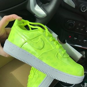 Boys Nike sneakers